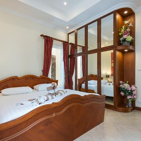 Village Austria Luxury Pool Villas パッタヤー エクステリア 写真