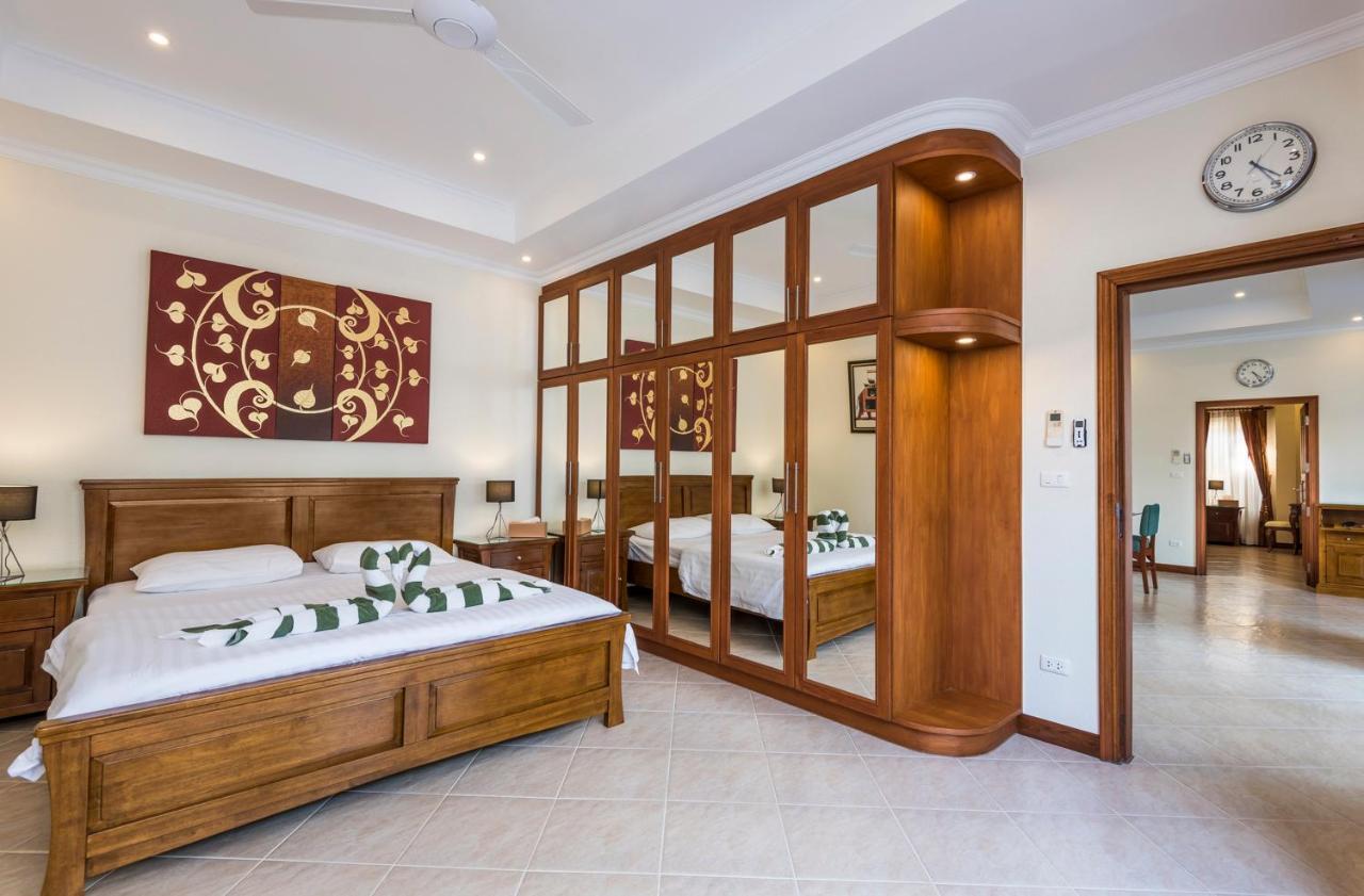 Village Austria Luxury Pool Villas パッタヤー エクステリア 写真